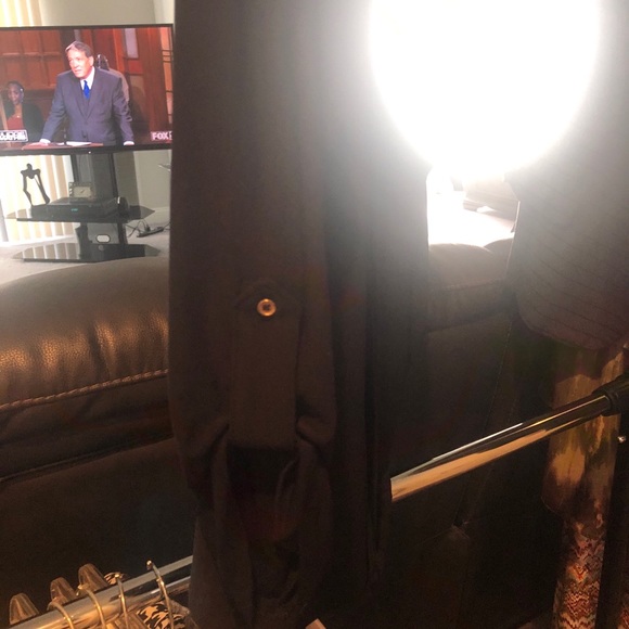 Blouse - Picture 2 of 3